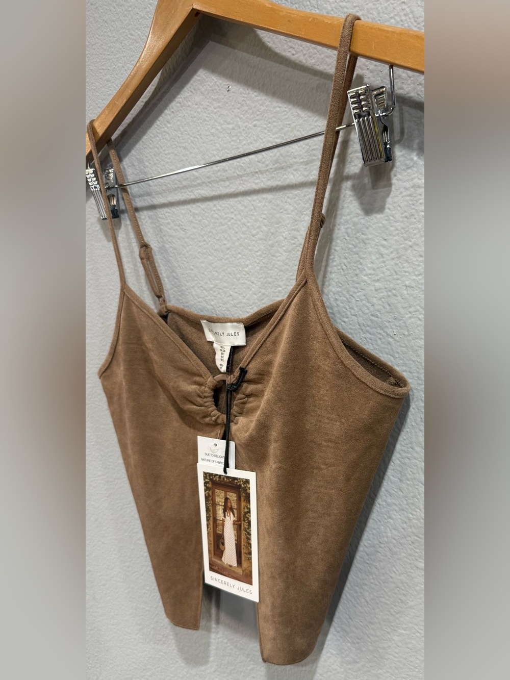 Sincerely Jules NWT Faux Suede Tan Cropped Top Camisole Ring Cutout Split Hem S - Picture 3 of 11